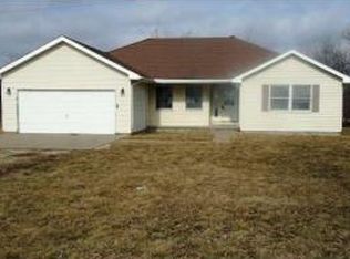 8121 S Magnuson Rd, Glasford, IL 61533