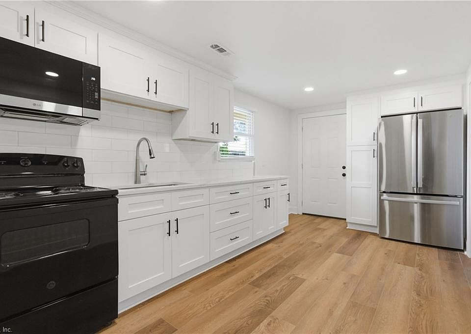 1st image of 26 Bernard Ave