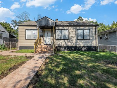 831 Garfield St, Gary, IN, 46404