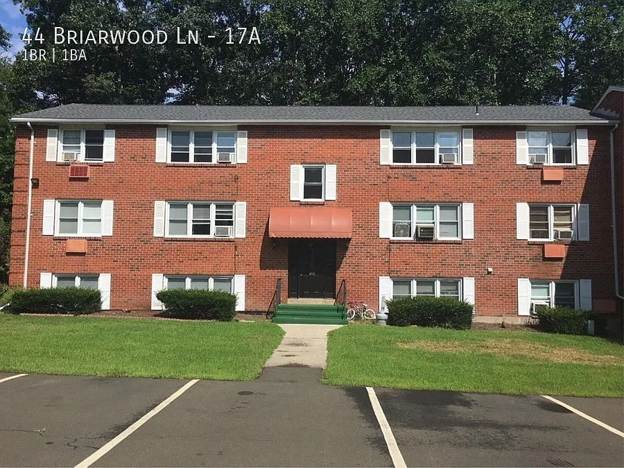 44 Briarwood Ln #17A