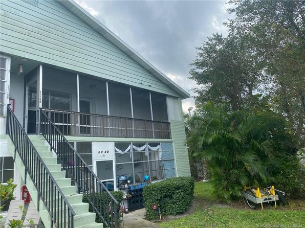 2118 SE Edler Dr APT B