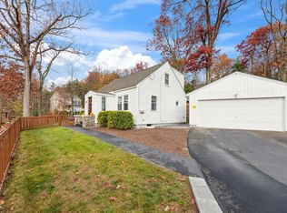 6 Alder Ct, Manchester, NH 03103