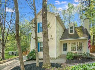 8 Larch Ct, Durham, NC 27703