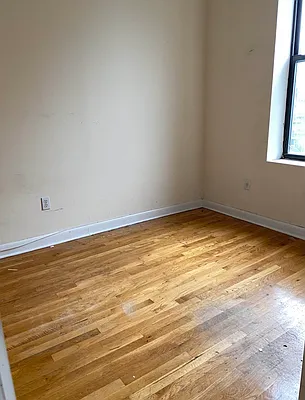 Rented by Compass | media 21