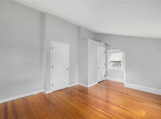 74 Darrow Dr, Warwick, RI 02886