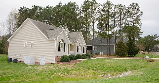 1st image of 103 Keeneland Dr