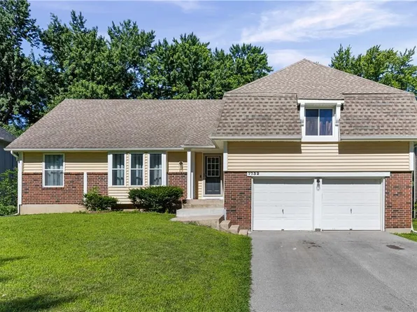 7732 Westgate Dr, Lenexa, KS 66216