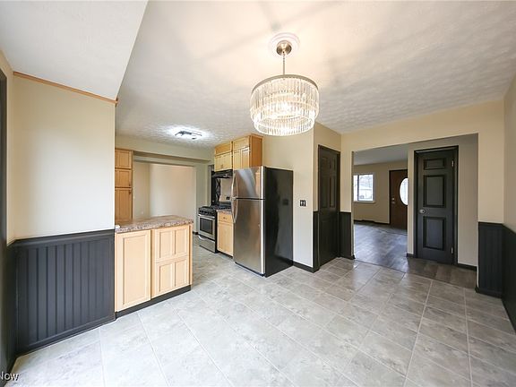 5th image of 3731 Bramblewood Dr