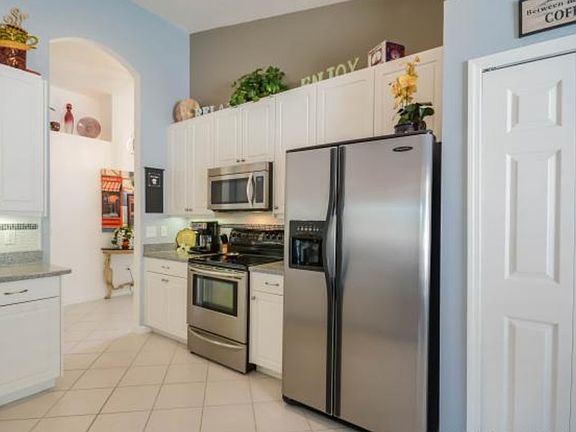 5th image of 504 Coral Trace Blvd