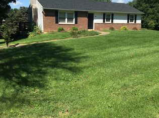 686 Deaver Rd, Quarryville, PA 17566
