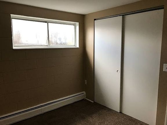 5th image of 245 Helen St APT 29
