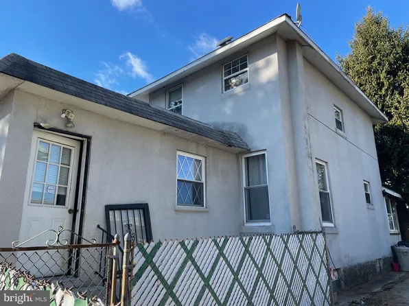 6701 Charles St, Philadelphia, PA 19135