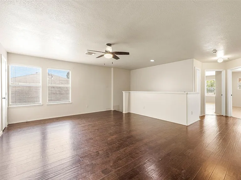19526 Cliffsage Ct — Photo 7