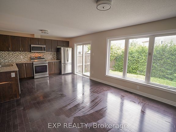 5th image of 229 Cayman Rd