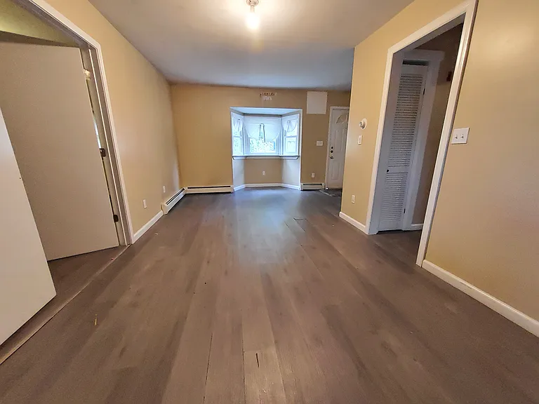 469 Hillside Rd — Photo 10