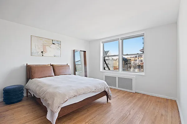 Sold by Compass | media 2