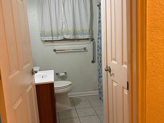 5th image of 3311 Buena Vista St