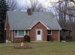 7961 Franklin Rd, Evans City, PA 16033