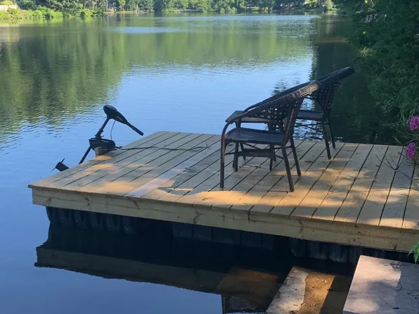 42 Lakeside Trl, Kinnelon, NJ 07405