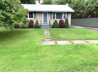 5 Cherry St, Champlain, NY 12919