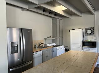 330 Pueblo Solano Rd NW #B, Albuquerque, NM 87107