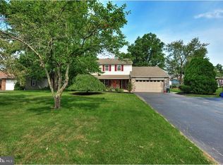 71 S Werstler Ave, Gilbertsville, PA 19525