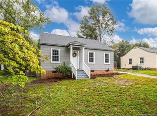 913 Anarine Rd, Fayetteville, NC 28303