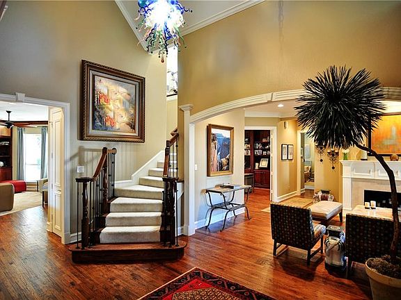 3rd image of 5980 Glendower Ln
