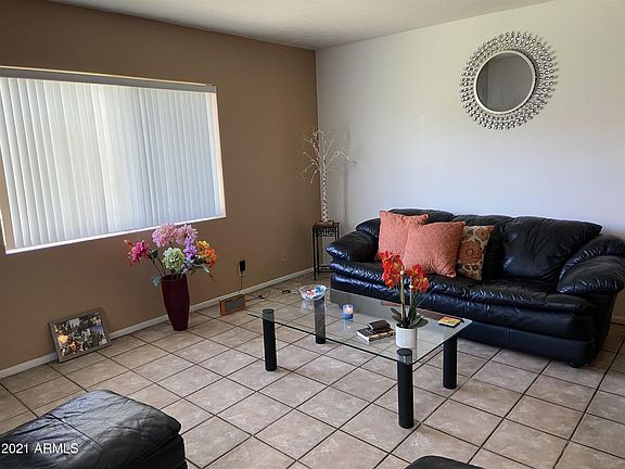 3rd image of 6822 N 35th Ave Unit D