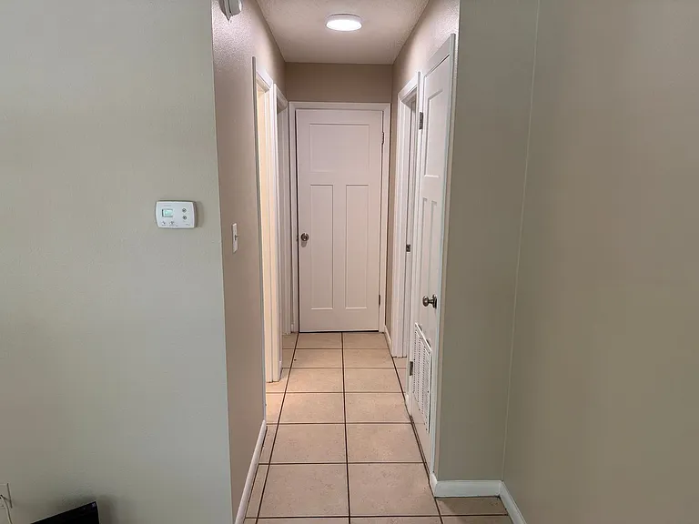 824 S Lone Oak Dr — Photo 8