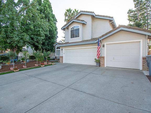 4th image of 1855 Dailey Drive