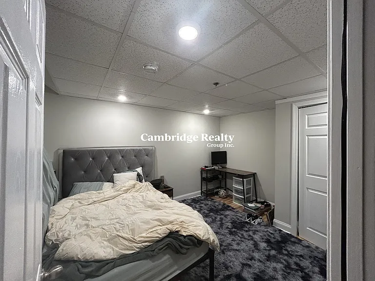 1193 Commonwealth Ave #2T — Photo 15