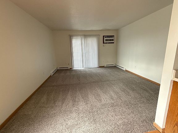 4th image of 1310 28th Ave S #302