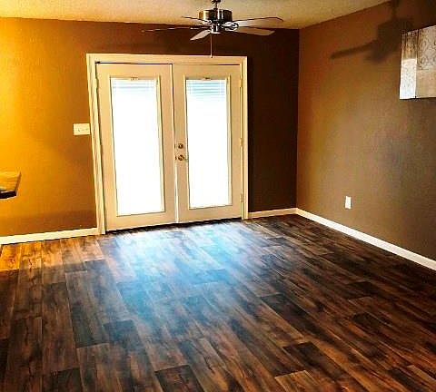 5th image of 1203 N Ideal St