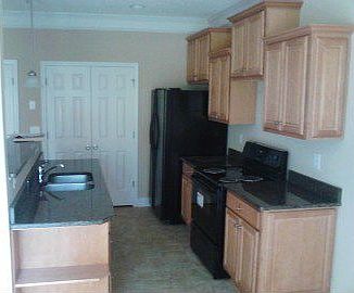 http://www.propertyboss.net/CustomerImages/DKREALTY_91486/media/Properties/Haligan%20Pt%202747/zsmall_IMG_20120607_124709.jpg