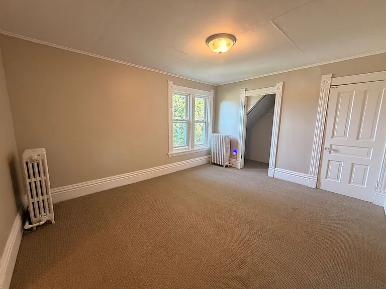 2425 Four Mile Rd NW — Photo 3