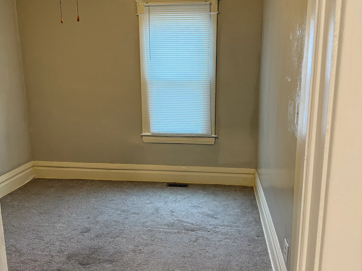 2 bed, 1068 sqft, $1,000 — Photo 4