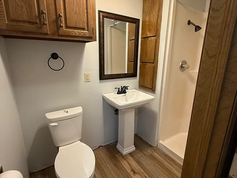 142 E Wood Ave — Photo 17