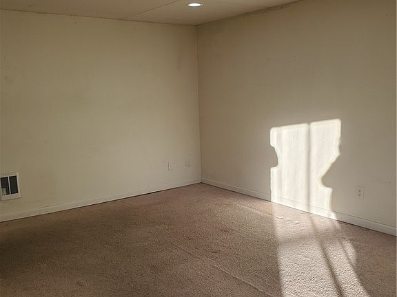 3rd image of 15144 65th Ave S APT 414
