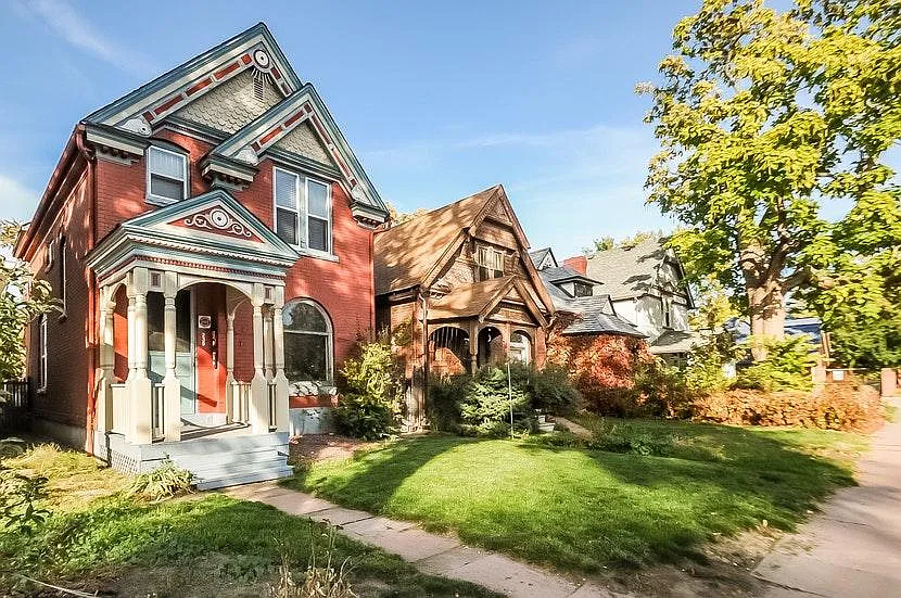 Curb block view - 239 W Ellsworth Ave