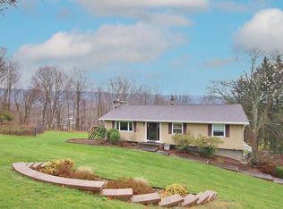 22 Helms Hill Rd, Washingtonville, NY 10992