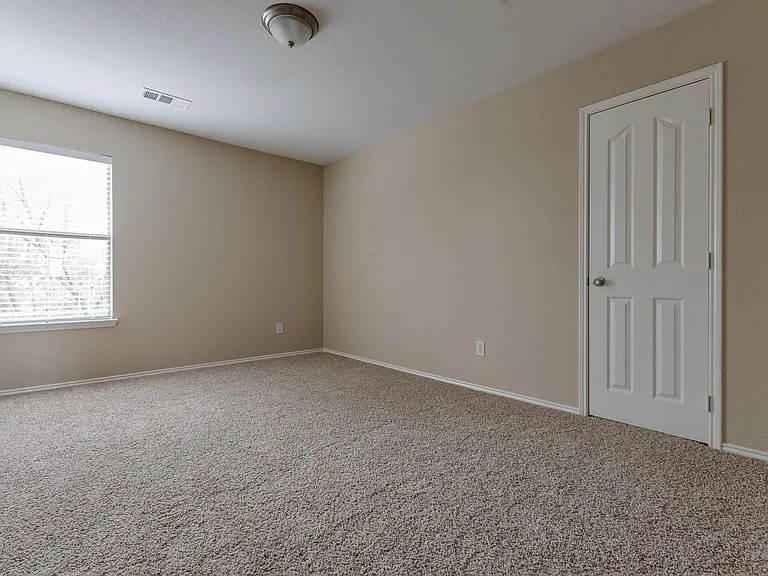249 Niagara Falls Dr — Photo 33
