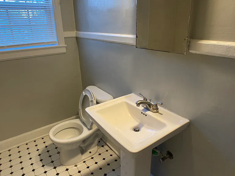 917 Oxmoor Rd #201 — Photo 25