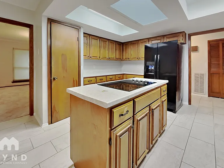 15710 Fern Ridge St — Photo 10