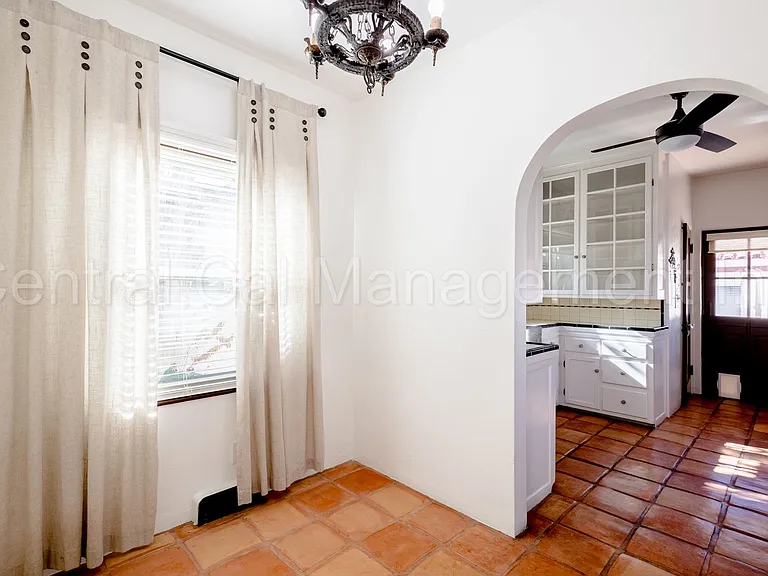227 Oleander Ave — Photo 18