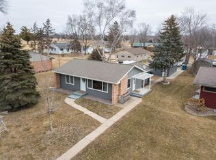 540 Lake Shore Dr, Sauk Centre, MN 56378