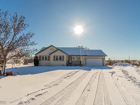 1109 Garnet Blvd, Detroit Lakes, MN 56501
