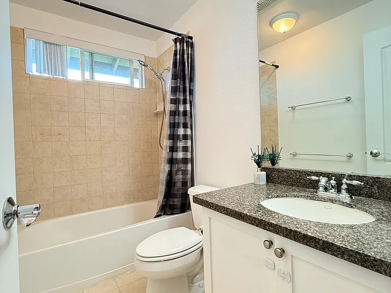 92-1512 Aliinui Dr #1 — Photo 31