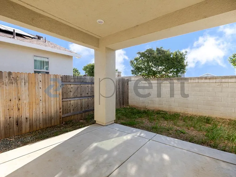 5673 Cobbler Ln — Photo 24