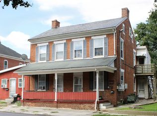 648 Broadway APT B, Hanover, PA 17331